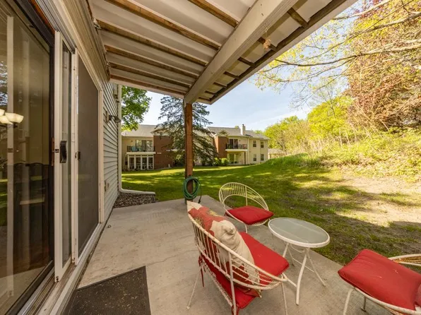 723 Larpenteur Ave E #723A, Maplewood, MN 55117