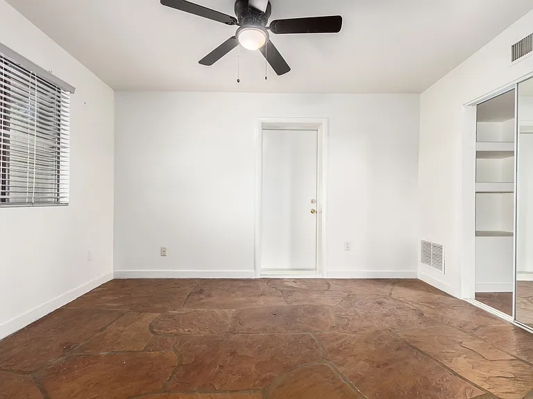 6604 E Dove Valley Rd — Photo 10