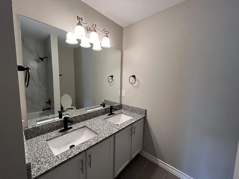 3004 Elderberry Dr — Photo 15