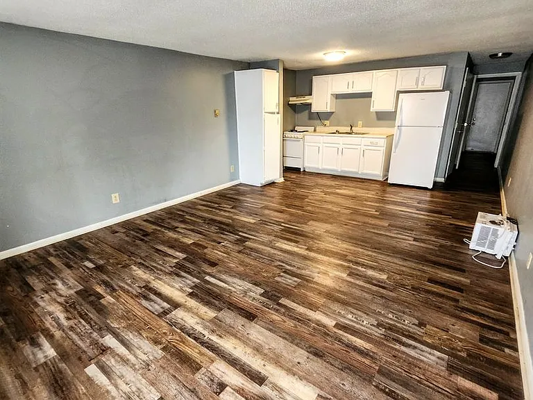 805 N Washington St #10 — Photo 2