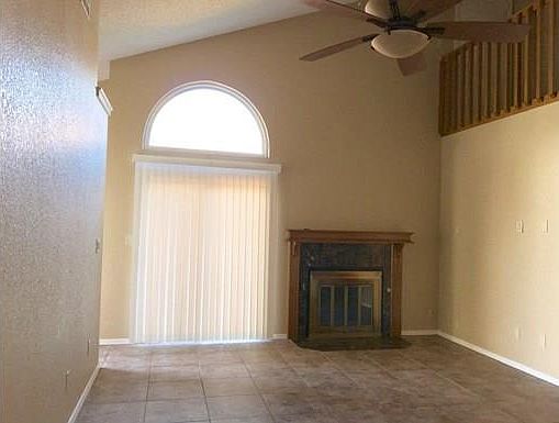 2nd image of 506 Stoneridge Dr