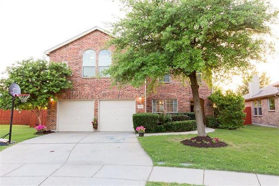 1st image of 2420 Assembly Dr
