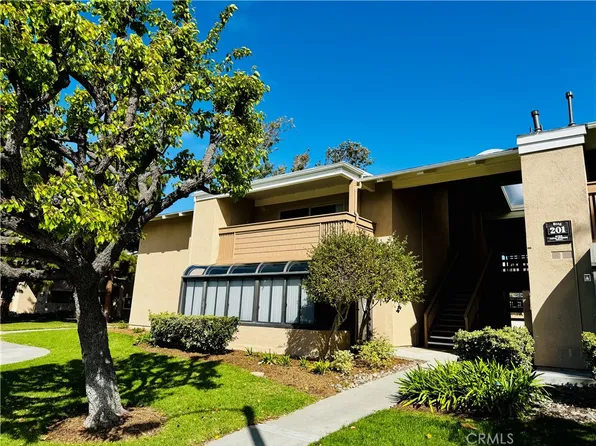 8788 Coral Springs Ct Unit 201B, Huntington Beach, CA 92646