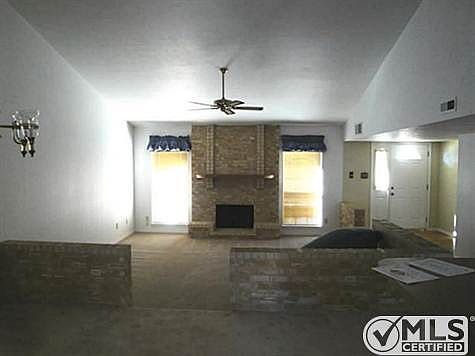 5th image of 4428 Hale St