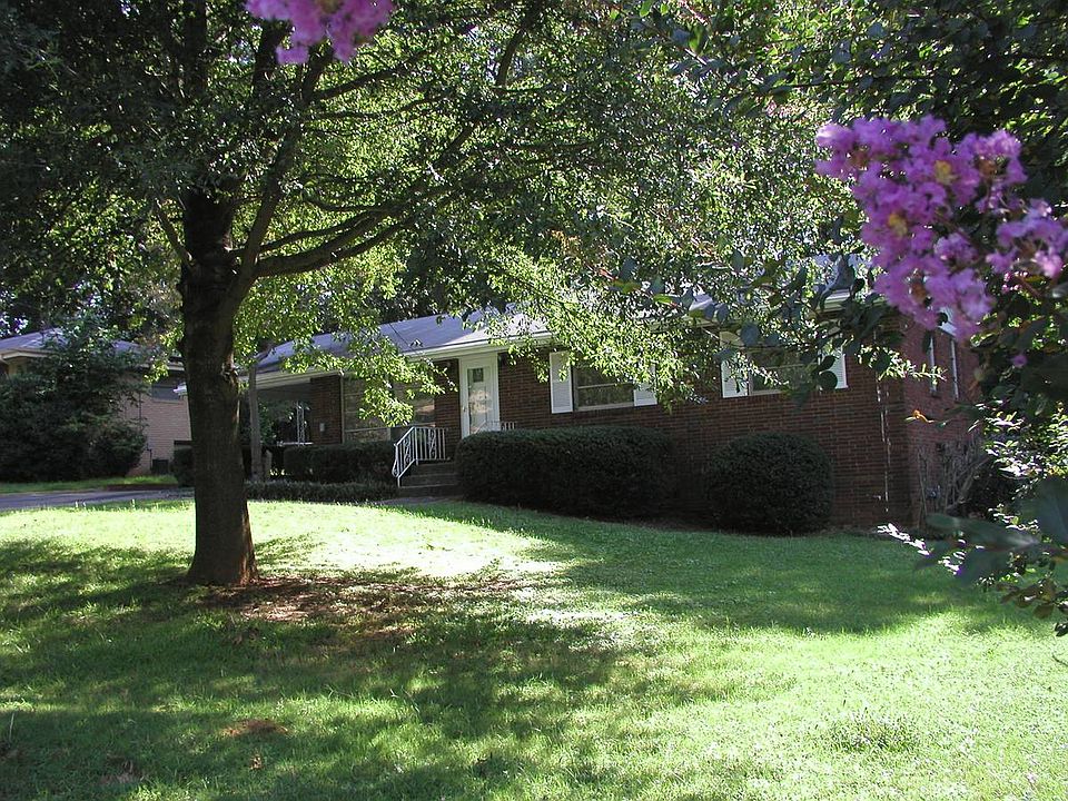 1st image of 3905 Honeysuckle Dr SE APT 3905