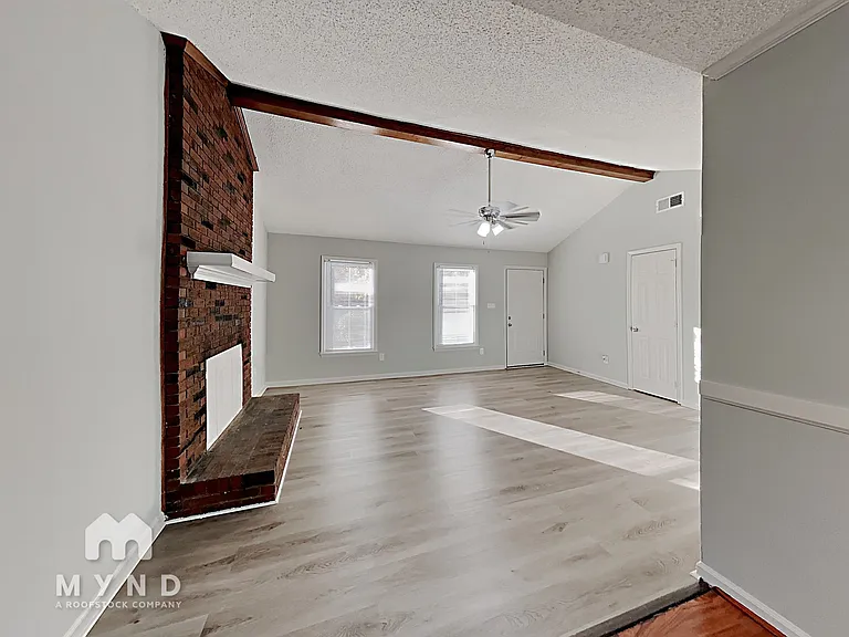 5716 Lambrook Ct — Photo 6