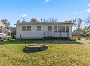 10266 Breckenridge Rd, Saint Ann, MO 63074