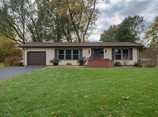 51 Larry Dr, Decatur, IL 62526
