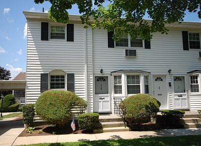 2nd image of 4808 Wilshire Ln