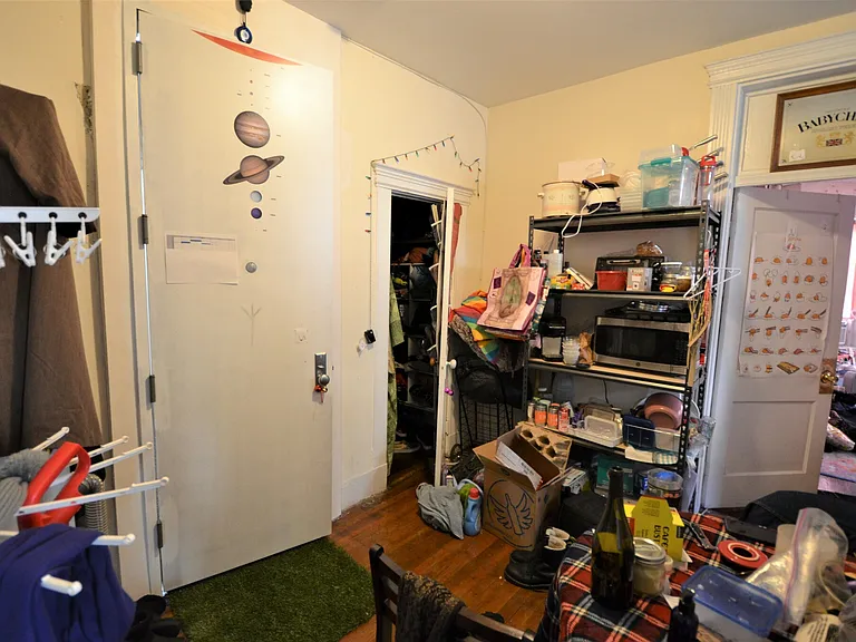 13 Haviland St #2F — Photo 8