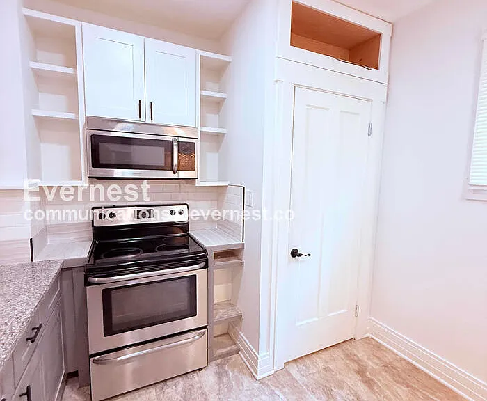 3824 Tyler St #1 — Photo 2