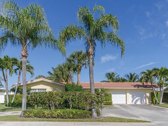 3rd image of 635 Lighthouse Dr