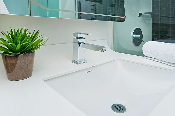 Rented by Prodigy Network | media 54