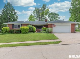 1333 Northlawn Rd, Davenport, IA 52804