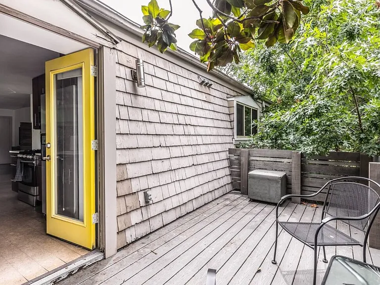 5808 Oram St — Photo 10