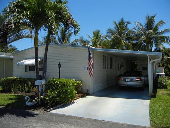3rd image of 904 Tidewater Way