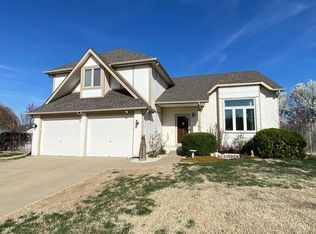 2123 S Cooper Ct, Wichita, KS 67207
