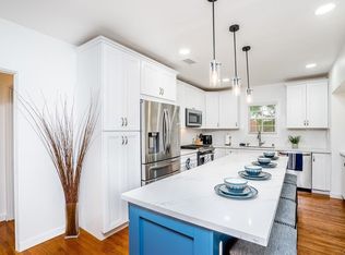 5878 Estelle St, San Diego, CA 92115