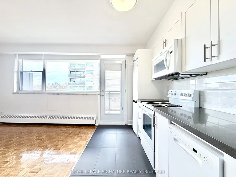 276 Saint George St #908 — Photo 7