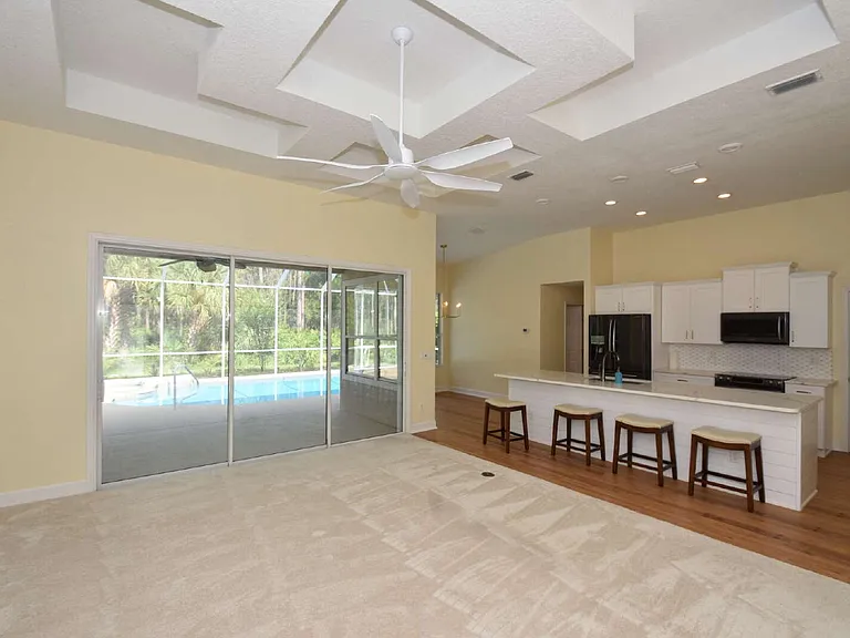 1216 Hampstead Ln — Photo 7