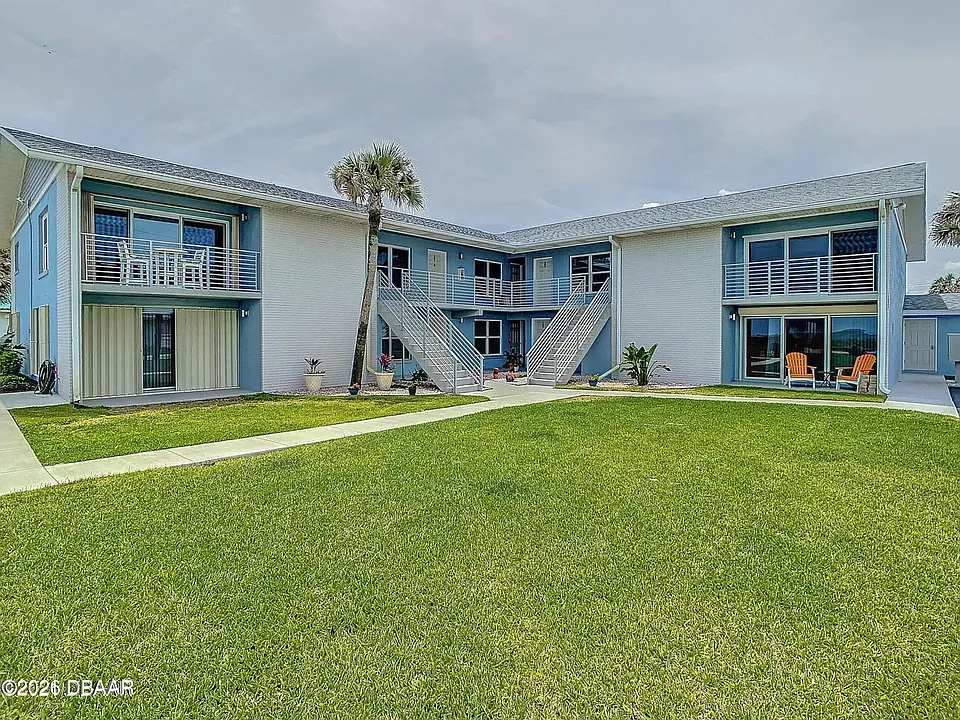 2250 Ocean Shore Blvd #105