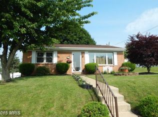 718 S Church St, Waynesboro, PA 17268