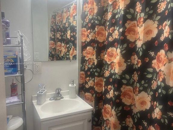 5th image of 501 NW 8th St #1