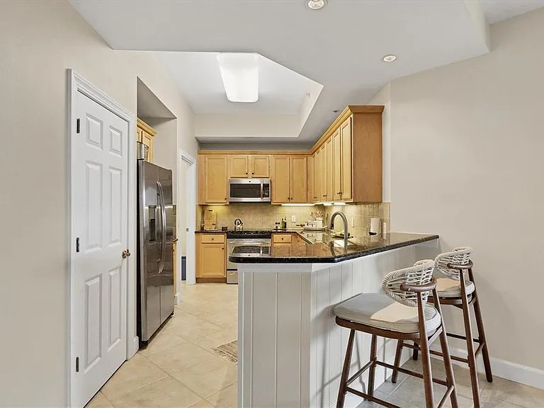8541 Amberjack Cir #203 — Photo 12
