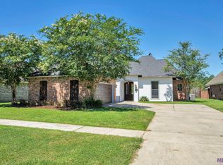 34075 Spring Lake Dr, Walker, LA 70785