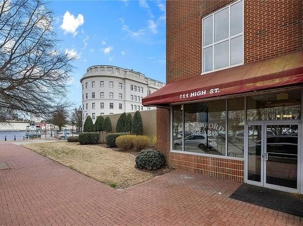 111 High St APT 401