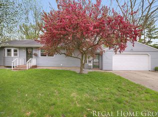 2034 Acton Rd NW, Grand Rapids, MI 49504