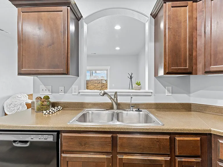 2153 N Springtime Dr — Photo 18