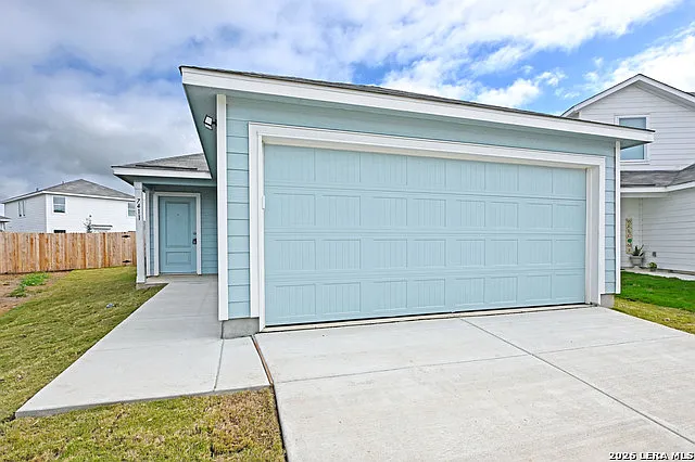 7411 Spinel Way — Photo 1