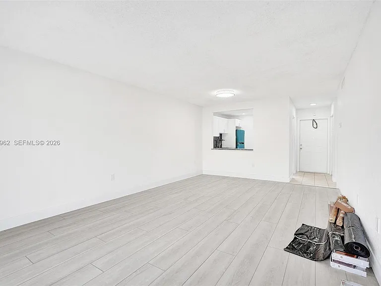 505 NW 177th St #112 — Photo 18