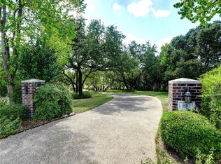 810 Beardsley Ln, Austin, TX 78746