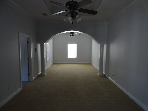 5th image of 15 Piedmont Pl