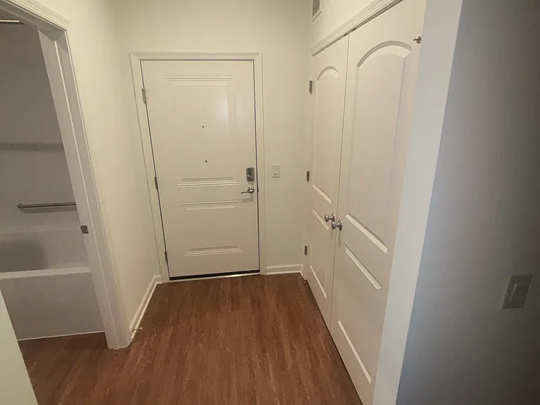 164 Huntwellwest Blvd #1 — Photo 2