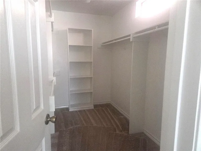 6417 Bellac St — Photo 16