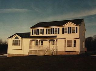 27 Yogananda Rd, Newtown, CT 06482