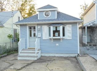 94 Morningside Ave, Laurence Harbor, NJ 08879