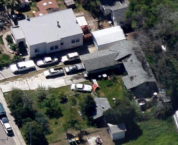 2nd image of 927 S Windsor Ave