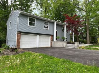9744 Andrea Dr, Mentor, OH 44060