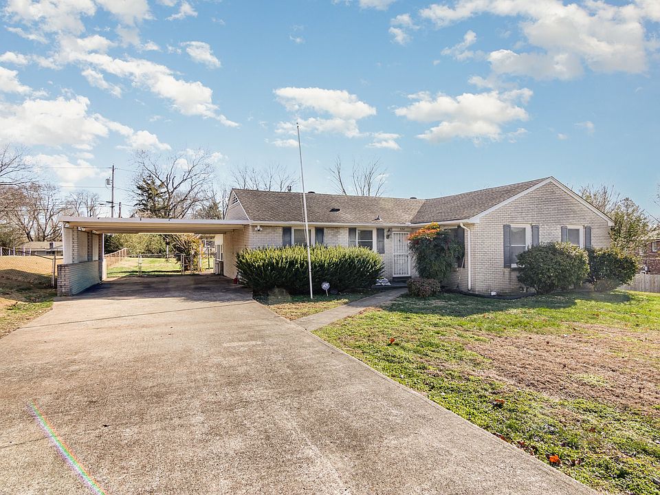 1st image of 104 Lady Marion Dr