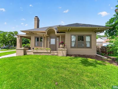 2370 Fontenelle Blvd, Omaha, NE, 68104