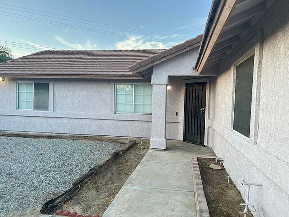 3rd image of 81604 San Nigel Ave