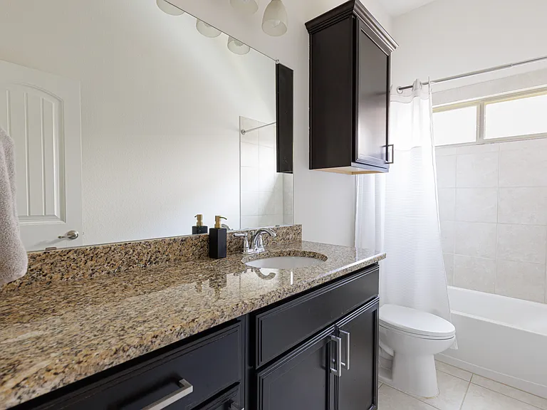 3901 Shadewell St — Photo 25