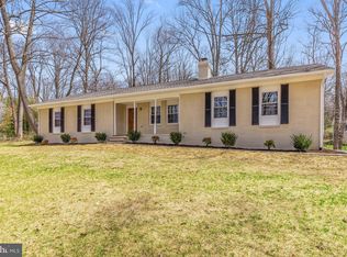 7069 Blackwell Rd, Warrenton, VA 20187