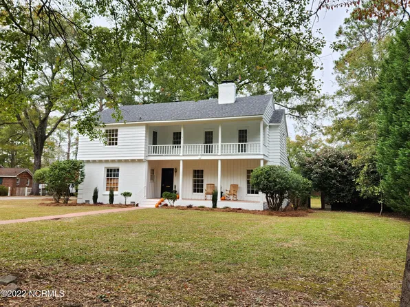 404 Prince Street, Laurinburg, NC 28352