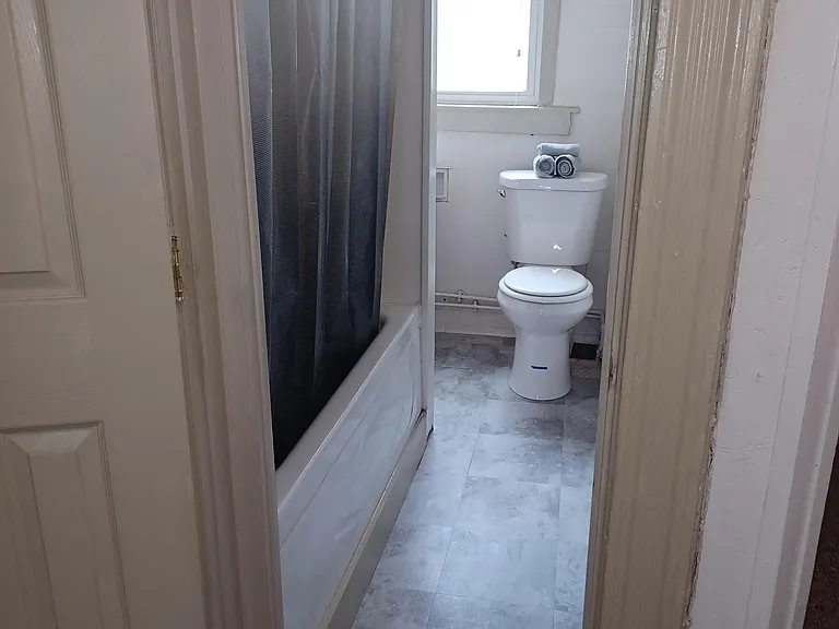 534 S Winebiddle St #2 — Photo 22
