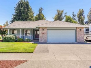 1248 E Burnett St, Stayton, OR 97383